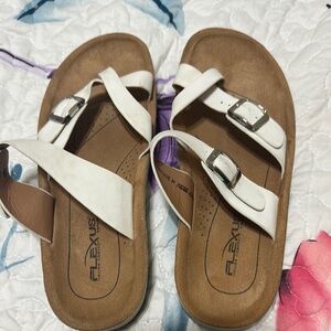 Flexus Italian comfort White Sandals